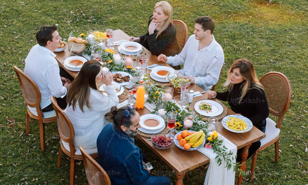 Özel Günler ve Toplu Yemekler
